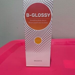 B-GLOSSY Smoothing Body Serum - Red